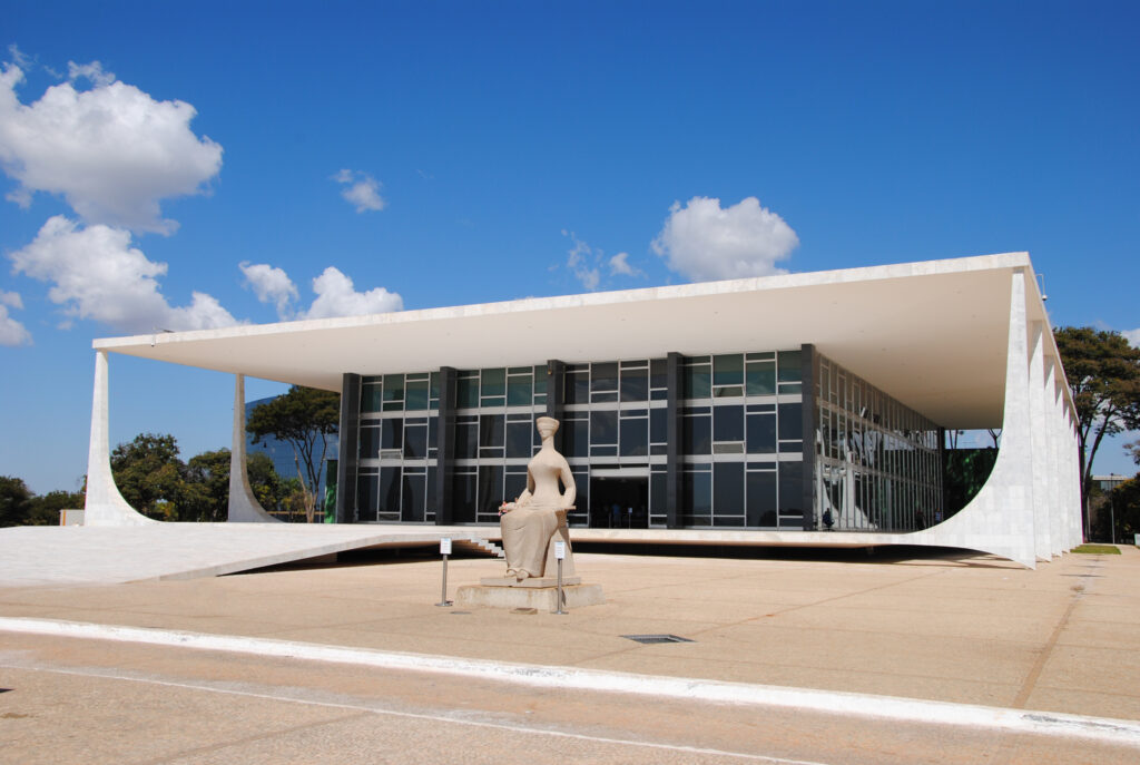 Planos Econômicos e a Decisão do STF: Reflexões Técnicas sobre um Tema Histórico