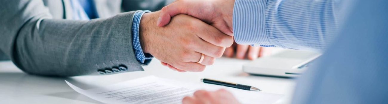 Contratação de Serviços Contratação de Serviços: Expectativa vs. Realidade